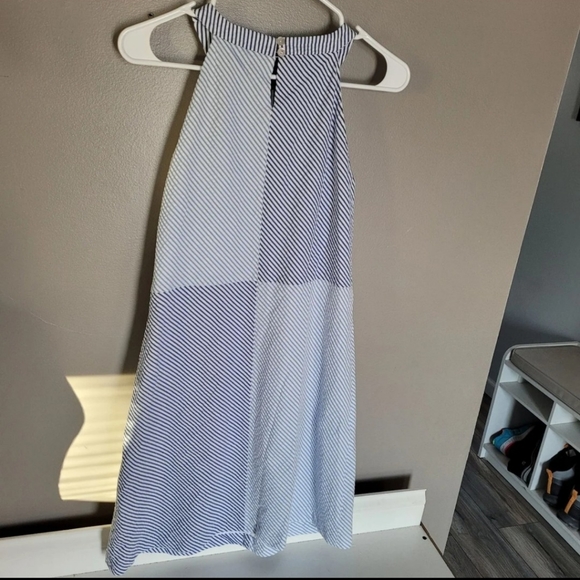 NWT Vineyard Vines Seersucker Stripe Block Dress - Picture 3 of 6